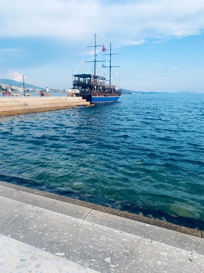 City Beach Apartment Sarandë Exteriér fotografie